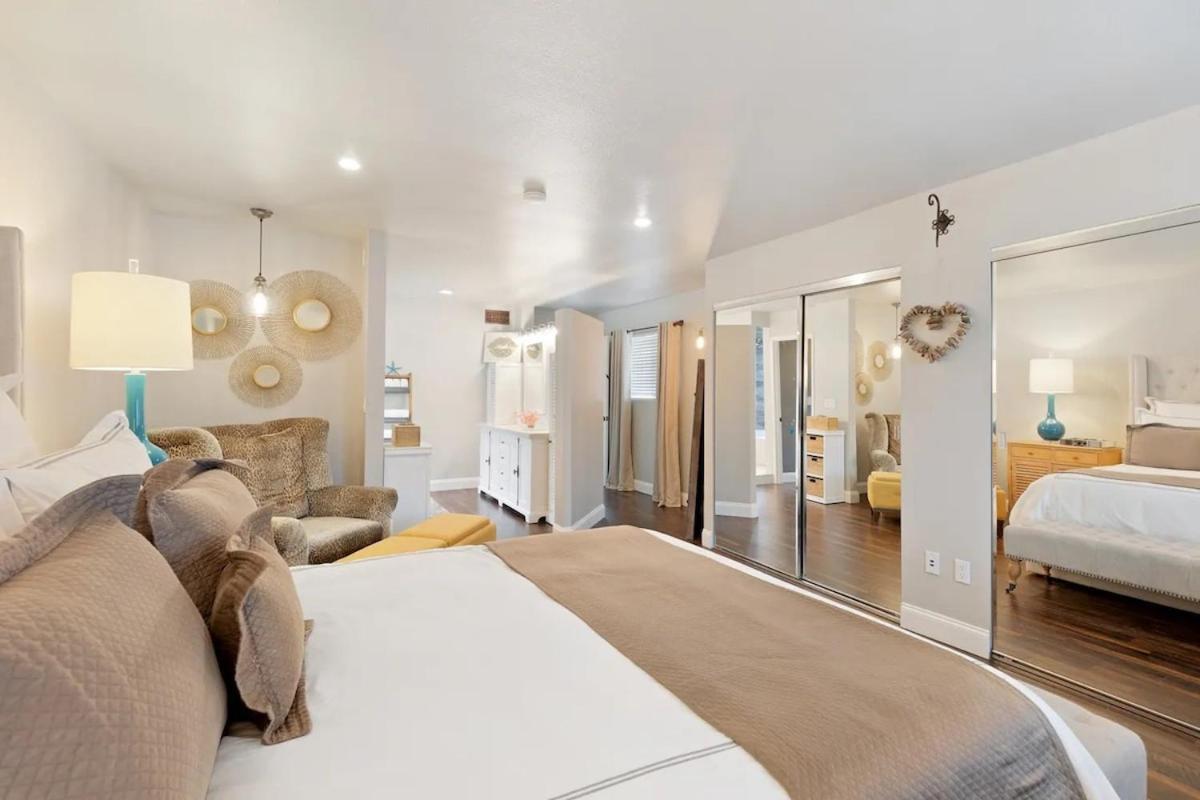 Elegant Beach Living, Just Blocks To The Sand Huntington Beach Exterior photo