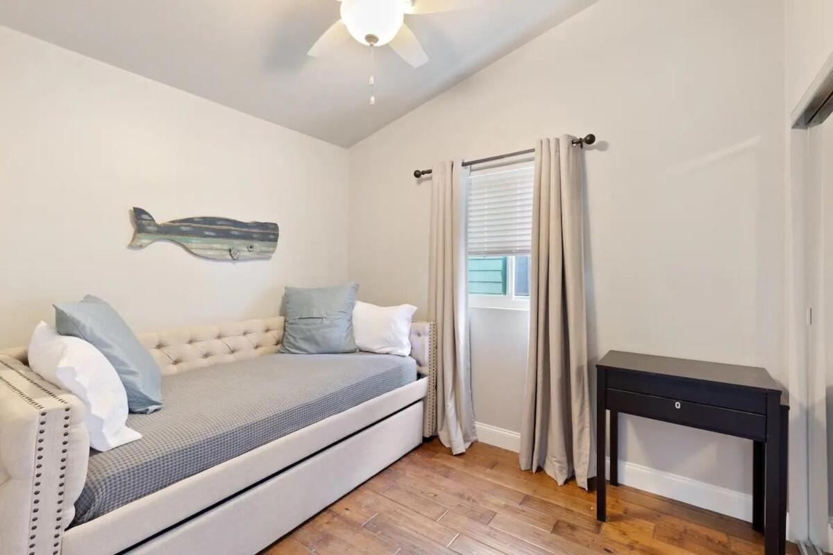 Elegant Beach Living, Just Blocks To The Sand Huntington Beach Exterior photo